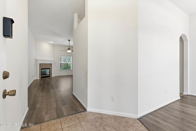 498 BRIDGEPORT Court, Jacksonville, FL 32218