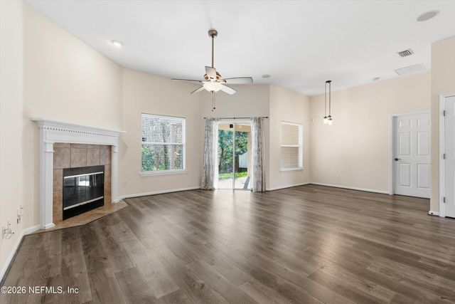 498 BRIDGEPORT Court, Jacksonville, FL 32218