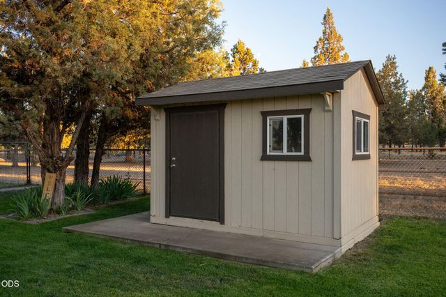 13714 SW Chipmunk Road, Terrebonne, OR 97760