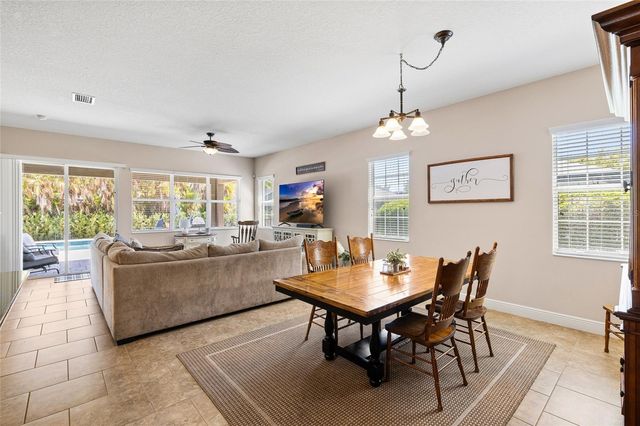 5406 SANDERLING RIDGE DRIVE, Lithia, FL 33547