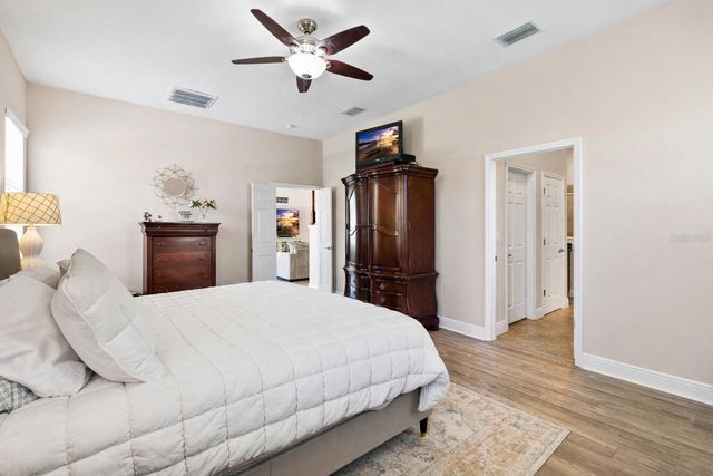 5406 SANDERLING RIDGE DRIVE, Lithia, FL 33547