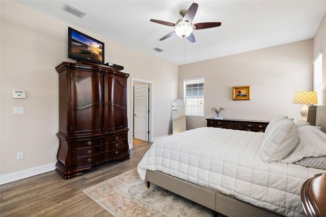 5406 SANDERLING RIDGE DRIVE, Lithia, FL 33547