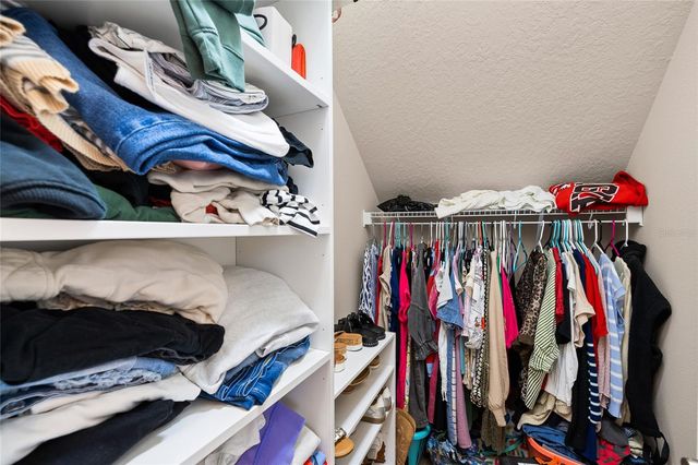 5406 SANDERLING RIDGE DRIVE, Lithia, FL 33547