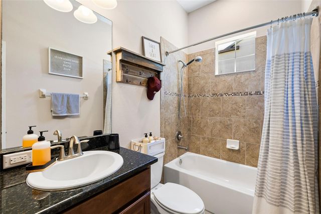 5406 SANDERLING RIDGE DRIVE, Lithia, FL 33547