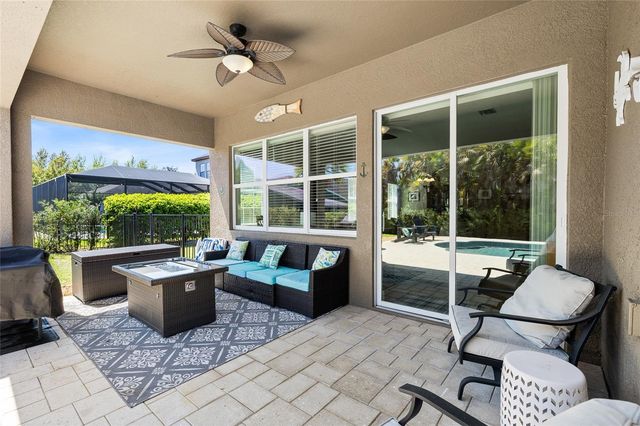 5406 SANDERLING RIDGE DRIVE, Lithia, FL 33547