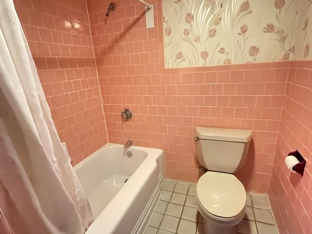 10 Millwood Cir, Framingham, MA 01701