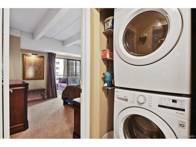 7877 E Mississippi Ave 807, Denver, CO 80247