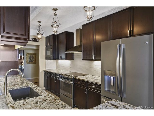 7877 E Mississippi Ave 807, Denver, CO 80247