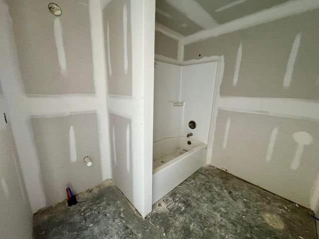 110 Bow Bridge Drive, Berea, KY 40403