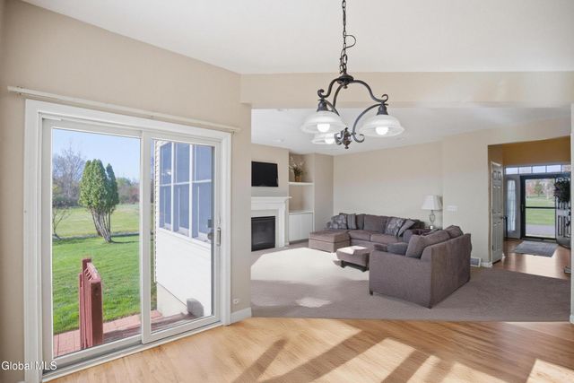 12 Magnolia Way, Ballston, NY 12019