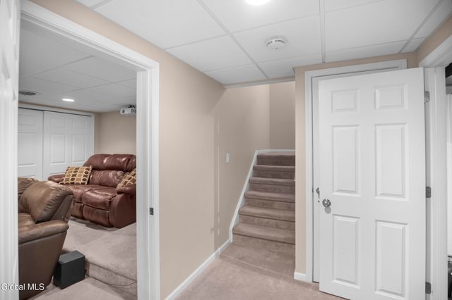 12 Magnolia Way, Ballston, NY 12019