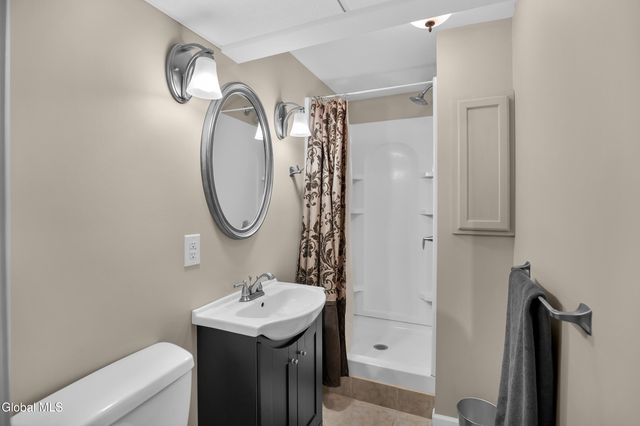 12 Magnolia Way, Ballston, NY 12019
