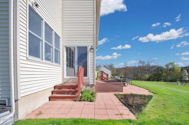 12 Magnolia Way, Ballston, NY 12019