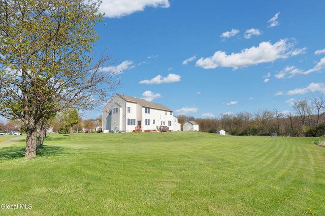 12 Magnolia Way, Ballston, NY 12019