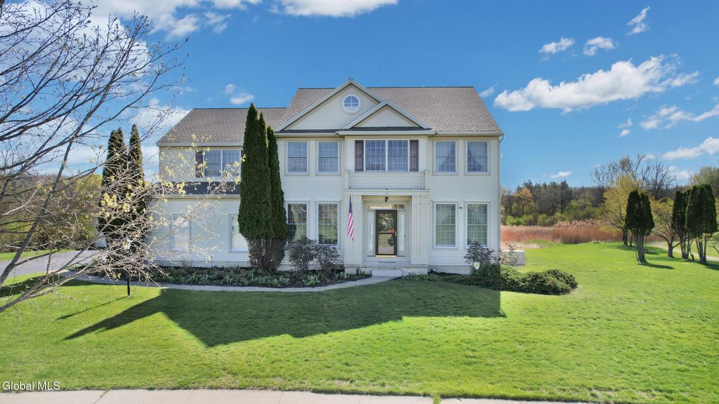 12 Magnolia Way, Ballston, NY 12019