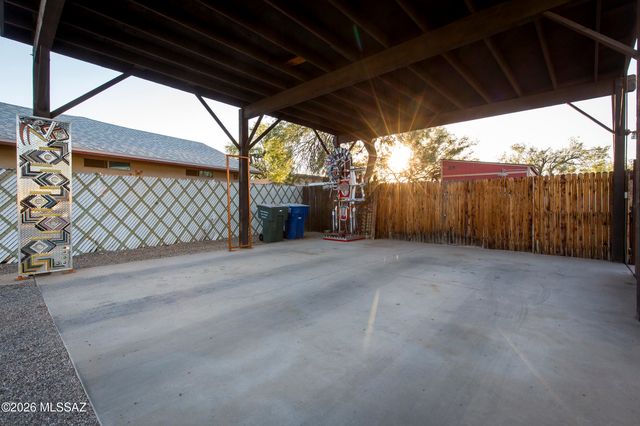 3825 N Tyndall Avenue, Tucson, AZ 85719