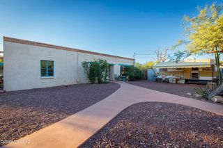 3825 N Tyndall Avenue, Tucson, AZ 85719