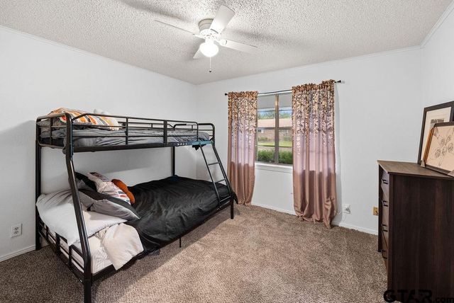 725 W BLAIR ST, Mineola, TX 75773