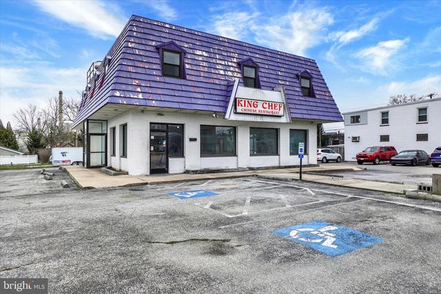 1938 W MARKET ST, York, PA 17404