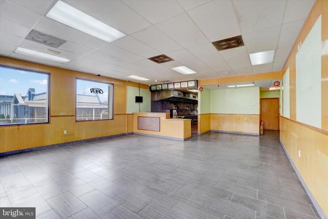 1938 W MARKET ST, York, PA 17404