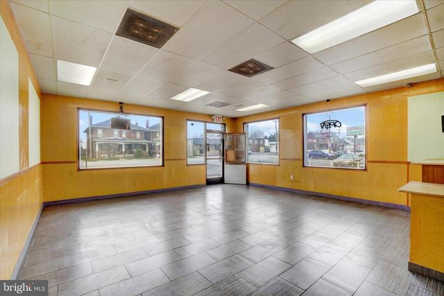 1938 W MARKET ST, York, PA 17404