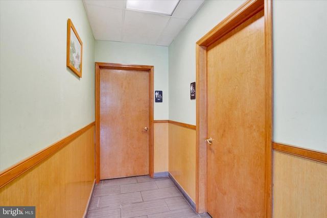 1938 W MARKET ST, York, PA 17404