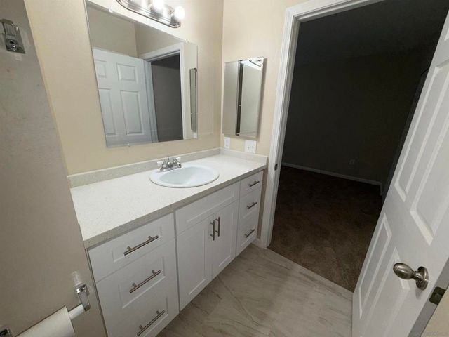 12609 Robison 201, Poway, CA 92064