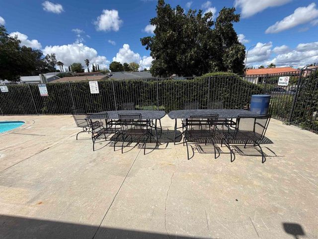 12609 Robison 201, Poway, CA 92064