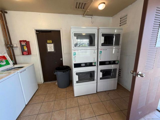 12609 Robison 201, Poway, CA 92064