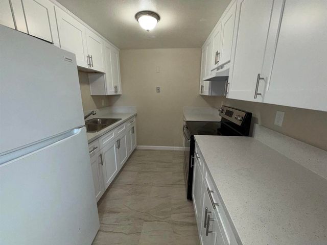 12609 Robison 201, Poway, CA 92064