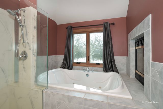 21714 Pringle Drive, Marengo, IL 60152