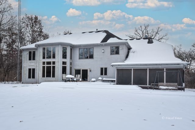 21714 Pringle Drive, Marengo, IL 60152