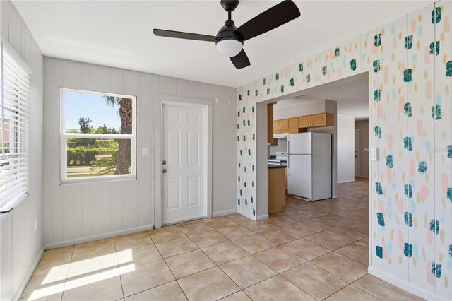 304 LANTANA AVENUE, Sarasota, FL 34243