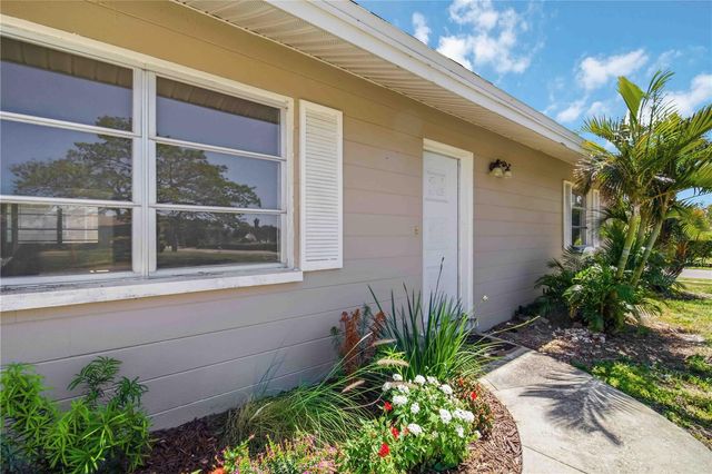 304 LANTANA AVENUE, Sarasota, FL 34243