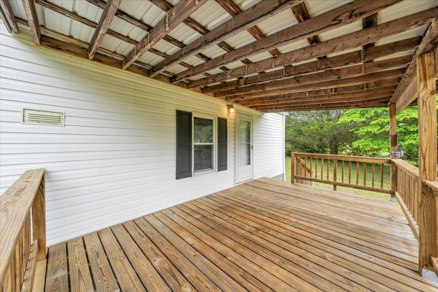 181 Medley Ln, Estill Springs, TN 37330