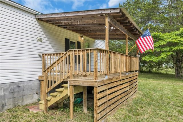 181 Medley Ln, Estill Springs, TN 37330
