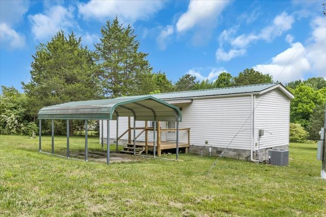 181 Medley Ln, Estill Springs, TN 37330