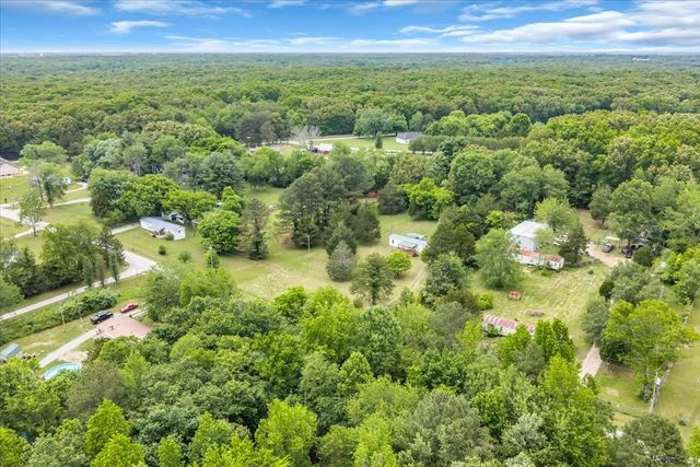 181 Medley Ln, Estill Springs, TN 37330