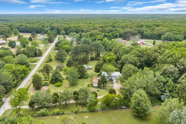 181 Medley Ln, Estill Springs, TN 37330