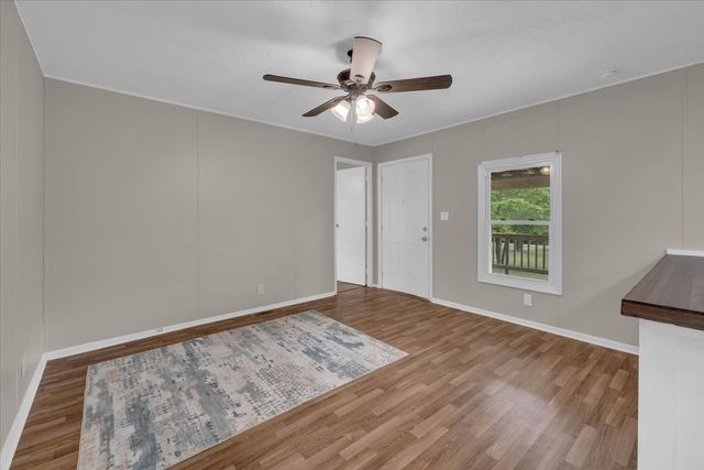 181 Medley Ln, Estill Springs, TN 37330