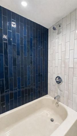 500 TREASURE ISLAND CSWY 109, Treasure Island, FL 33706