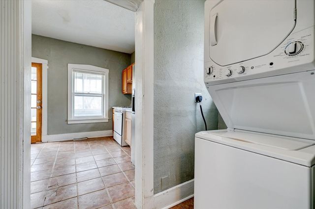 1712 23rd Street, Des Moines, IA 50310