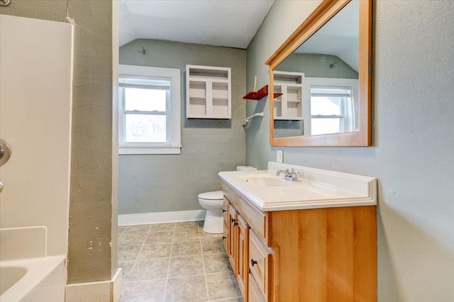 1712 23rd Street, Des Moines, IA 50310