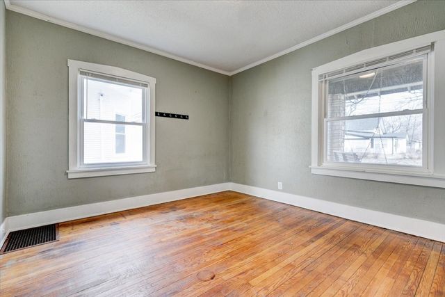 1712 23rd Street, Des Moines, IA 50310