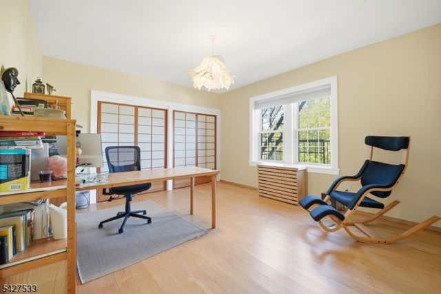 133 Summit Ave 43, Summit City, NJ 07901