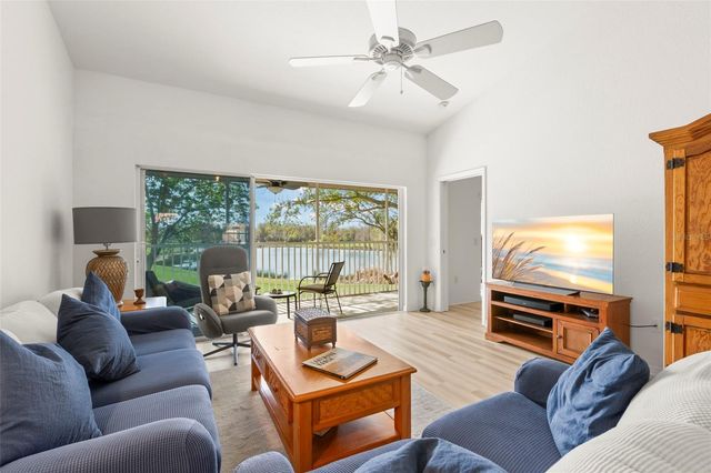 6758 FAIRVIEW TERRACE, Bradenton, FL 34203