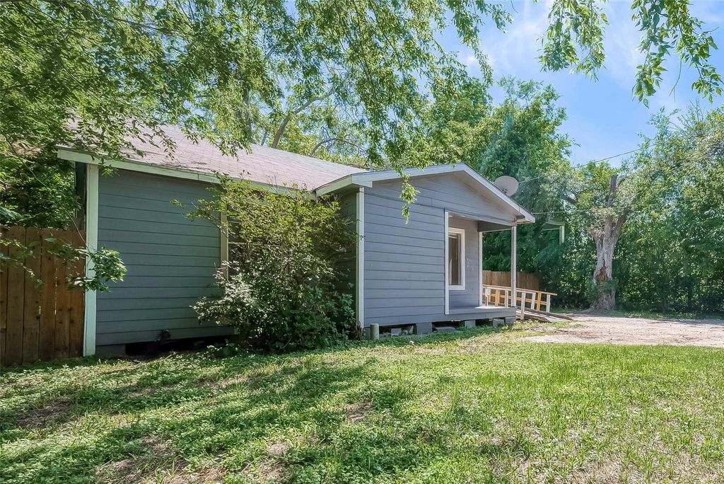 4810 Carmen Street, Houston, TX 77033