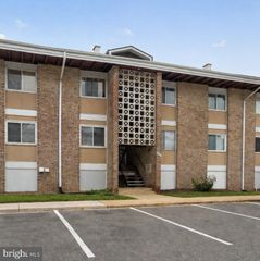 529 WILSON BRIDGE DR #C-2, Oxon Hill, MD 20745