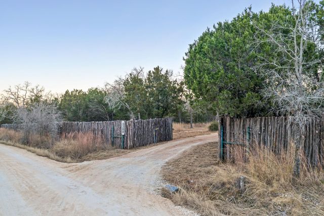 4300 Travis Peak TRL, Marble Falls, TX 78654