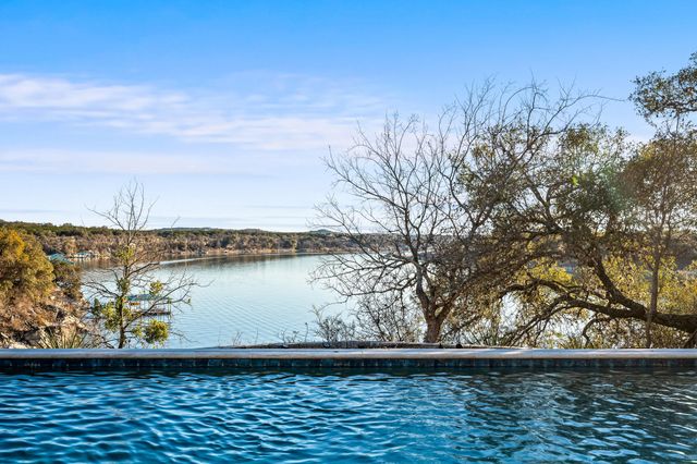 4300 Travis Peak TRL, Marble Falls, TX 78654